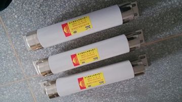 柳市XRNM-7.2/31.5高压熔断器系列